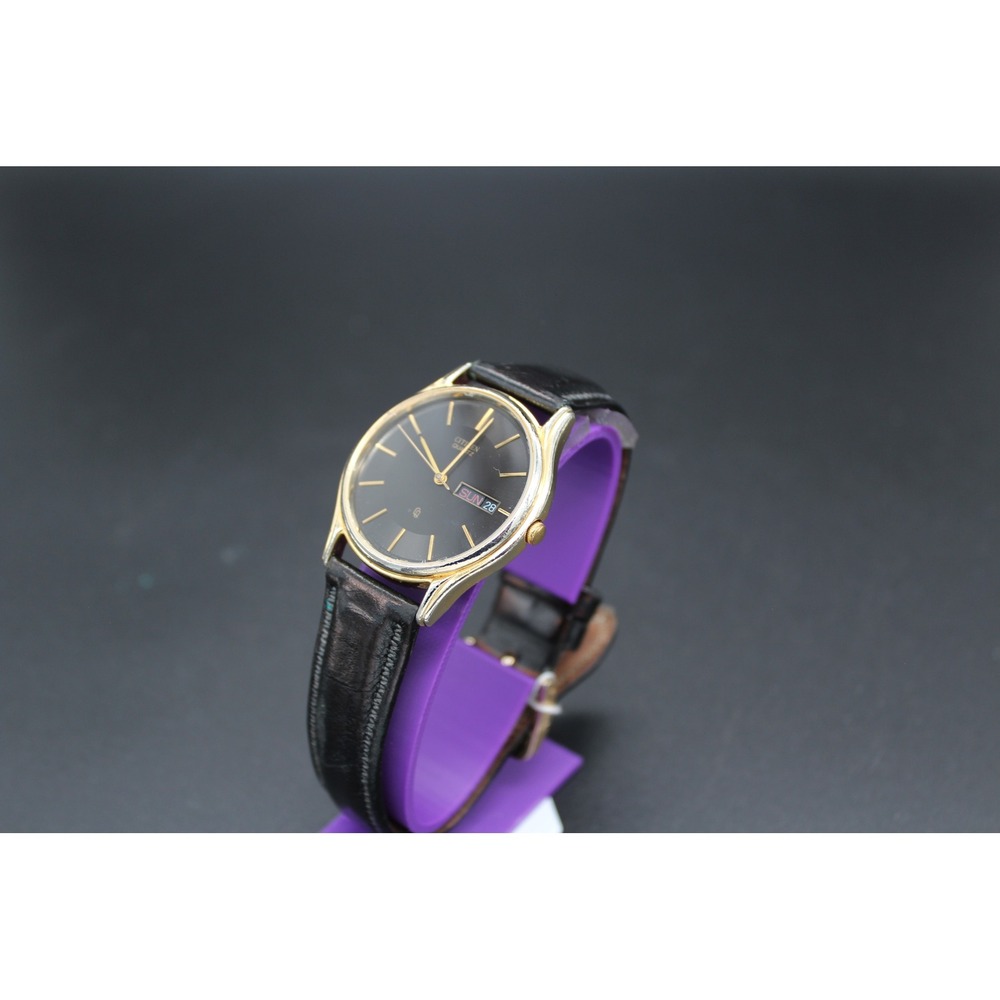 Citizen Quartz 35mm Watch Gold Tone‎ Black Dial Day Date 6100-S20269